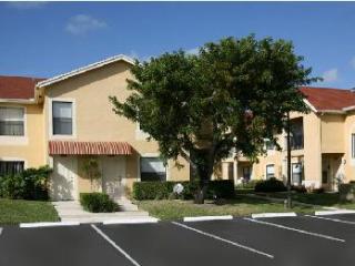 22356 Calibre Ct, Boca Raton FL  33433-5501 exterior