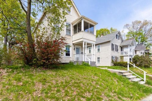 56 Worrall Ave, Poughkeepsie NY  12603-2332 exterior