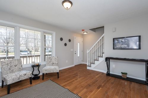 101 Stuart St, Springfield MA 01119-1013 exterior