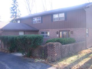 6521 Bethmaur Ln, Milwaukee WI  53209-3319 exterior