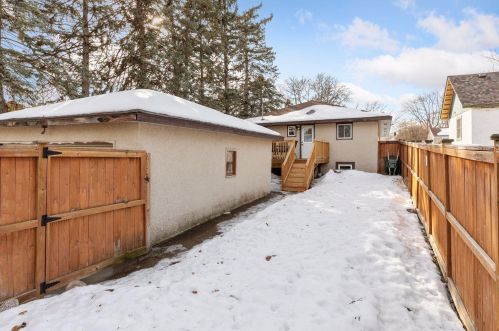 110 11 Ave, South Saint Paul MN 55075-1946 exterior