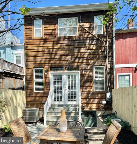 720 Taylor St, Washington DC  20017-2005 exterior