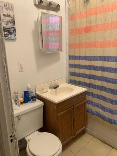 7321 Champlain Ave, Chicago IL 60619-1828 exterior