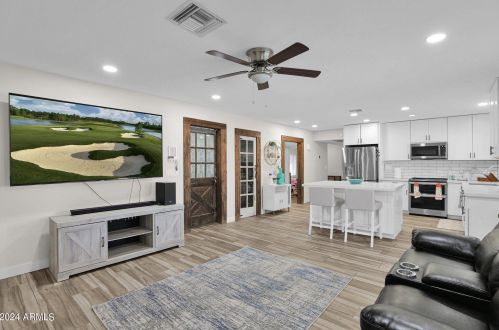 1308 Shawnee Dr, Chandler AZ 85224-2309 exterior