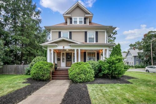 96 Bloomfield Ave, Windsor, CT 06095-2813