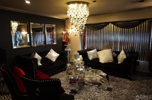 1610 Oak Tree Rd, Iselin NJ 08830-1540 exterior