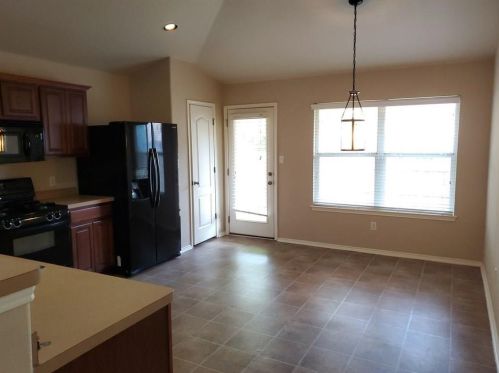 1801 Bill Baker Dr, Austin TX  78748-3018 exterior