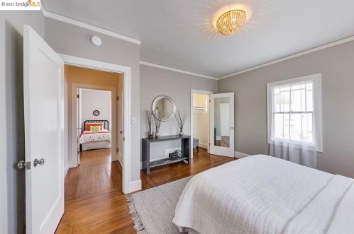 1310 Santa Fe, Berkeley CA 94702-1027 exterior