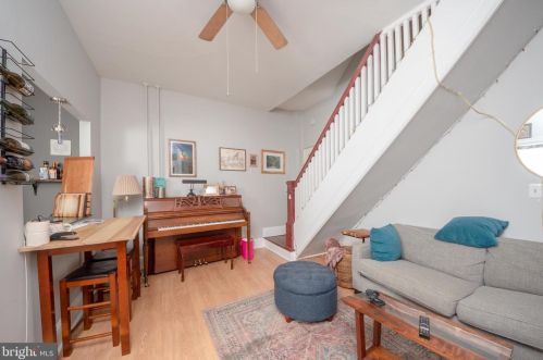 113 Walnut St, Lancaster PA 17602-2451 exterior