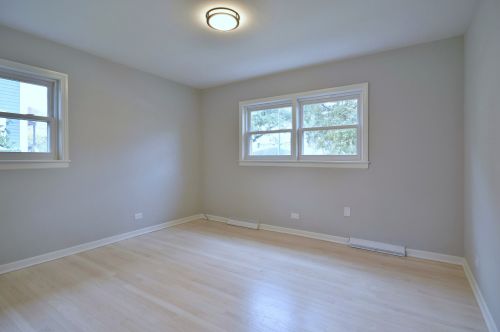 6909 Balmoral Ave, Chicago IL  60656-2007 exterior