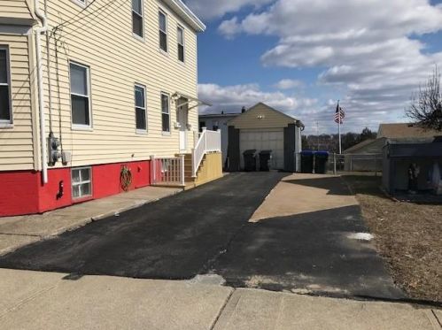 19 Brockton St, Providence, RI 02904-1516