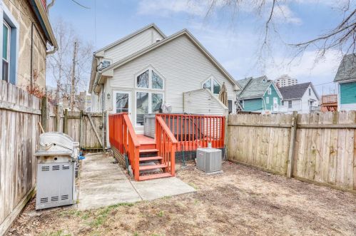 1741 Warren Ave, Milwaukee WI 53202-1616 exterior