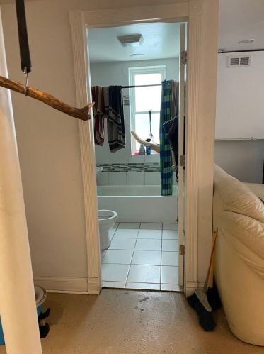 2947 Lawndale Ave, Chicago IL 60655-3313 exterior