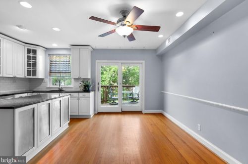 2039 Huidekoper Pl, Washington DC  20007-2209 exterior