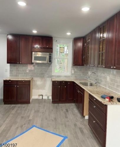 101 Holsman St, Paterson NJ  07522-1820 exterior