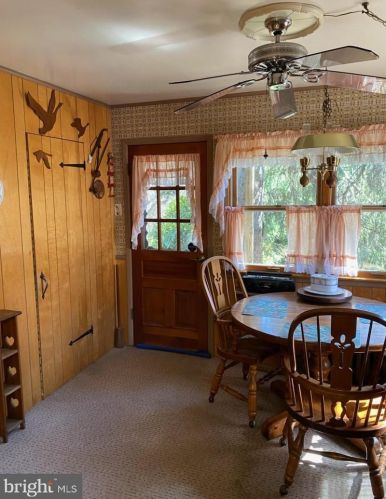 209 Highland Ave, Darby PA 19023-2006 exterior