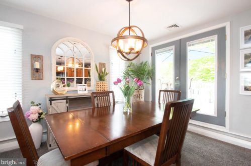 2905 Moser St, Chester, PA 19014-1643