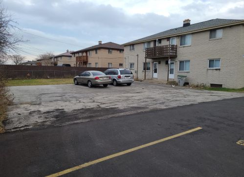 8036 Bender Ave, Milwaukee, WI 53218-1012