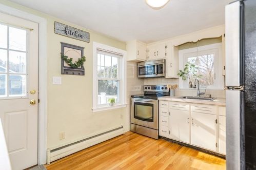 34 Columbia Blvd, Peabody MA 01960-6332 exterior