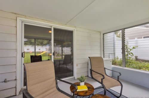 75 Boylston St, Meriden CT 06450-4737 exterior