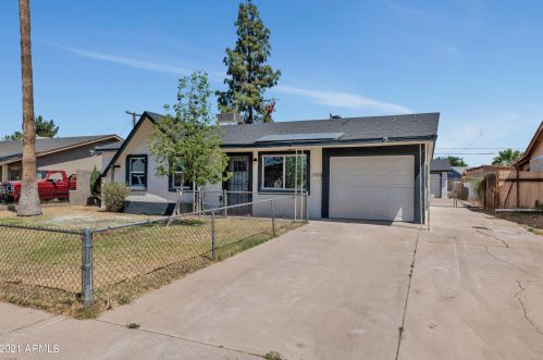 5816 Earll Dr, Phoenix, AZ 85031-3225