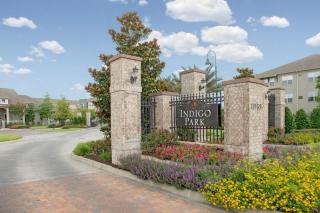 11959 Nicholson Dr, Baton Rouge LA  70810-8300 exterior