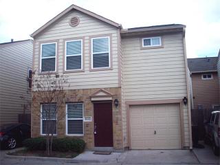 3212 Baer St, Houston TX  77020-6004 exterior