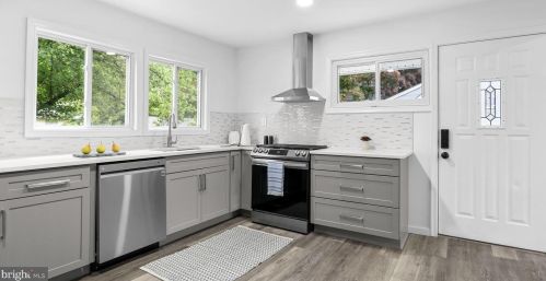 1707 Grandin Ave, Rockville MD 20851-1159 exterior