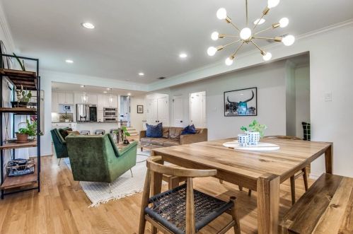 9505 Aldwick Dr, Dallas TX  75238-2629 exterior