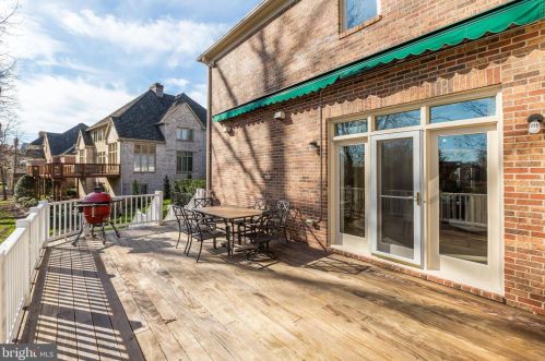 9832 Avenel Farm Dr, Rockville MD 20854-5410 exterior