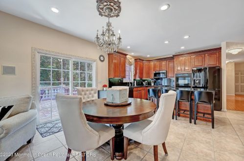 17 Monticello Ct, Morganville NJ 07751-4162 exterior