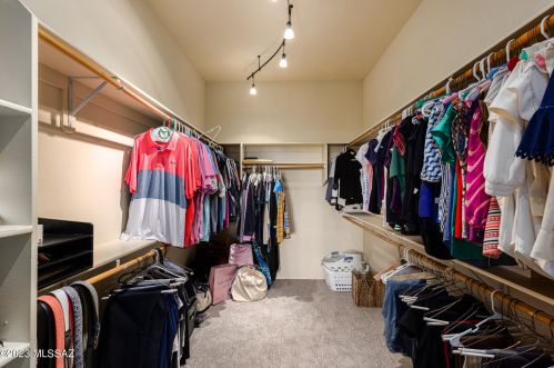 4421 Pontatoc Rd, Tucson AZ 85718-6750 exterior