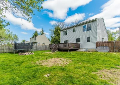 1893 Upper Maple St, Killingly CT 06241-1513 exterior