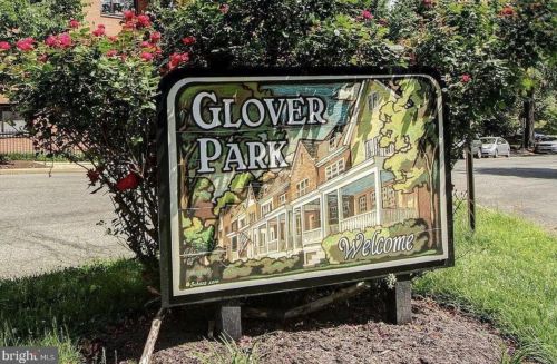 2725 39th St, Washington DC 20007-1244 exterior