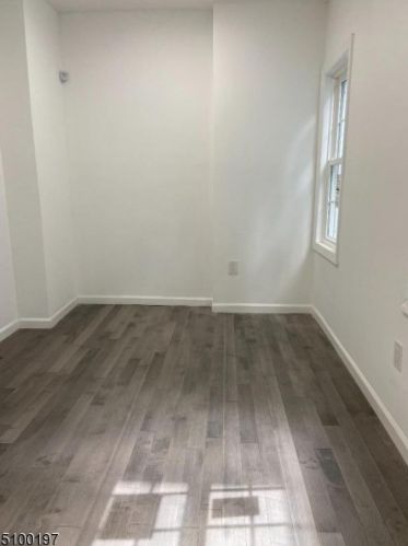 101 Holsman St, Paterson NJ  07522-1820 exterior