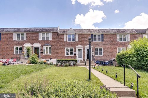 1058 Hopkins Ave, Manor, PA 19036-1222