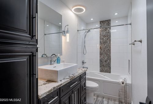 9814 1st St, Tucson AZ  85748-1950 exterior