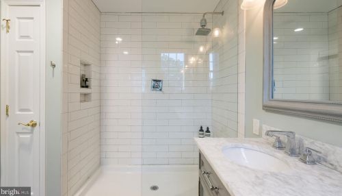 915 19 St, Philadelphia PA 19146-2638 exterior