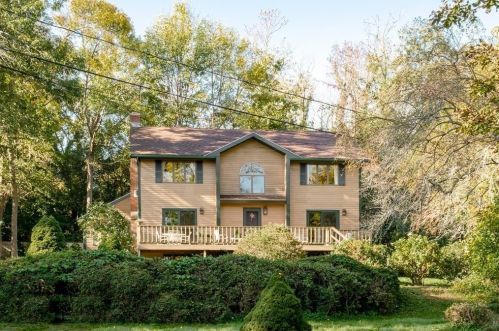 239 Argilla Rd, Ipswich MA 01938-2615 exterior