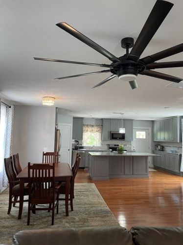 505 Salisbury St, Worcester MA  01609-1307 exterior