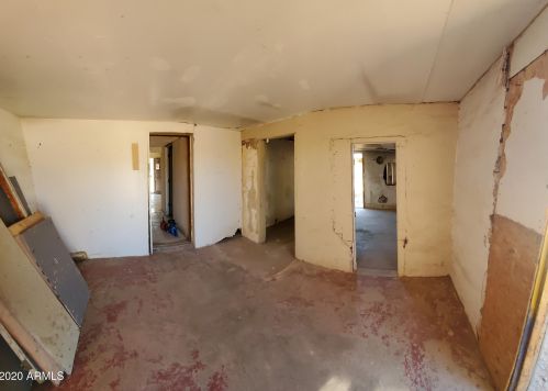 1805 31 Pl, Phoenix AZ 85008-3717 exterior