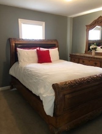 941 Carew St, Springfield MA 01104-1266 exterior