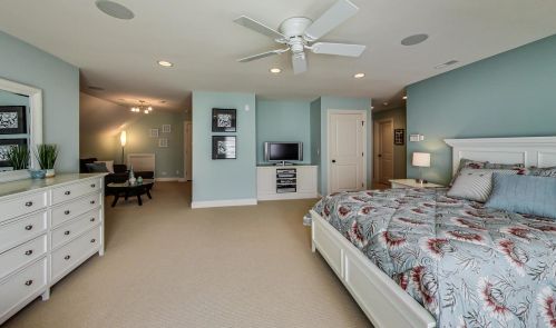 329 Kenmore Ave, Elmhurst IL 60126-3517 exterior