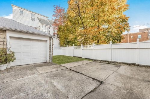 133 238th St, Bronx NY  10463-4203 exterior