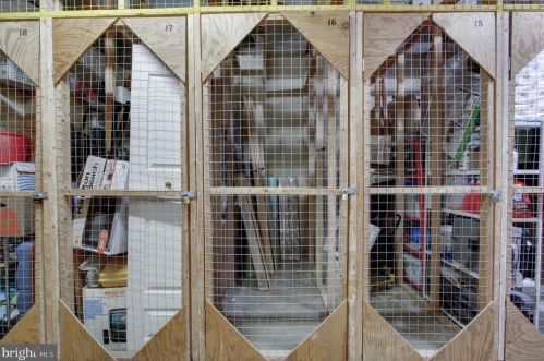 2121 Jamieson Ave, Alexandria VA 22314-5708 exterior