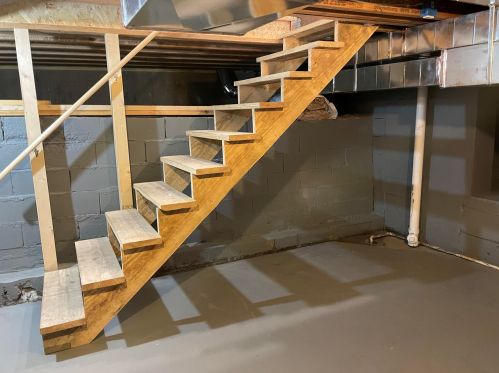 216 Park St, Watervliet MI 49098-9363 exterior