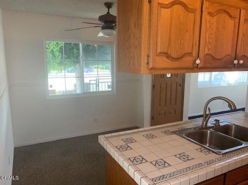 2508 Colonia Ave, Oxnard CA 93036-1230 exterior