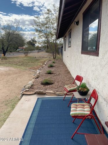 2620 Captain Dreyfus Ave, Phoenix AZ 85032-6706 exterior