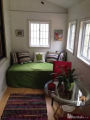 2047 Alta Ave, Louisville KY  40205-1101 exterior