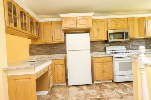 737 Clay St, Bull Valley IL 60098-3321 exterior